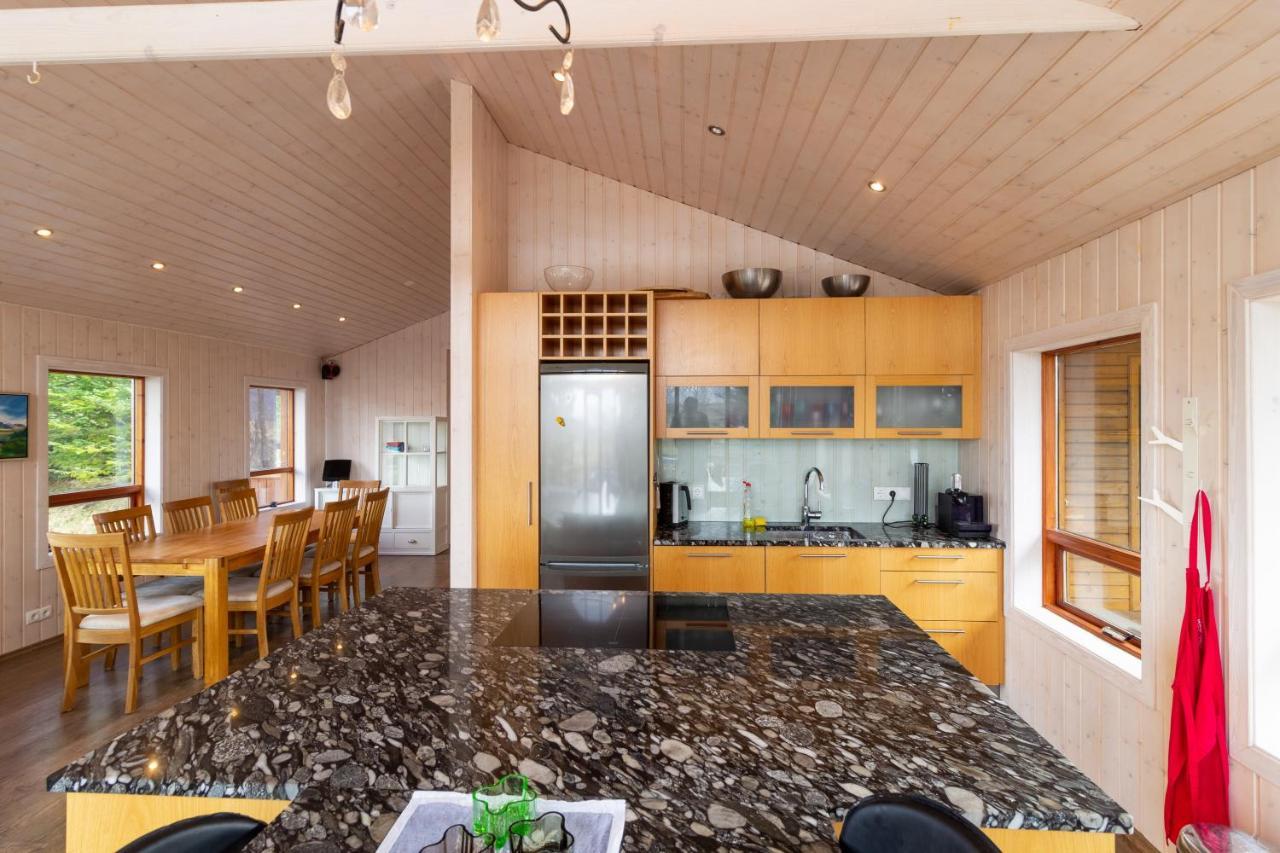 Gorgeous Riverside Lodge In The South Of Iceland Рейкхолт Екстериор снимка