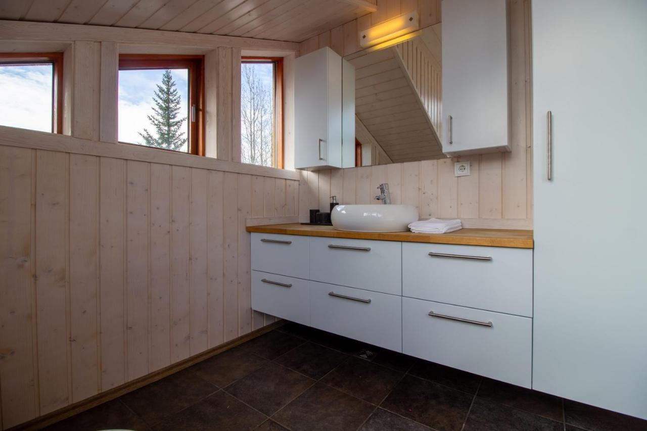 Gorgeous Riverside Lodge In The South Of Iceland Рейкхолт Екстериор снимка